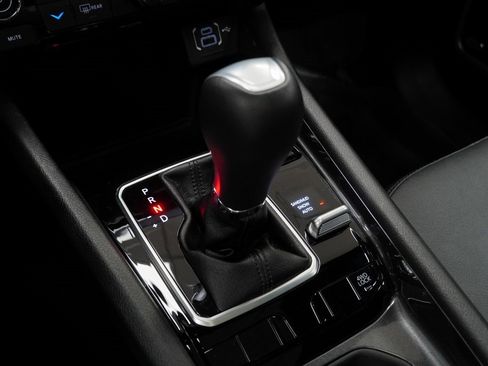 Certified 2023 Jeep Compass Latitude w/ Sun and Sound Group image 33