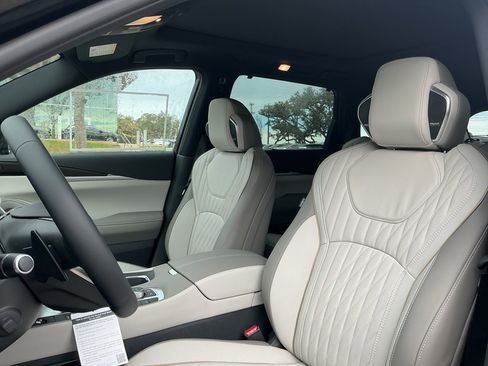 New 2026 INFINITI QX60 Autograph w/ Dark Cargo Package image 25