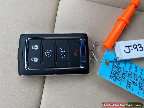 New 2025 Jeep Grand Cherokee L Limited w/ Black Appearance Package image 30