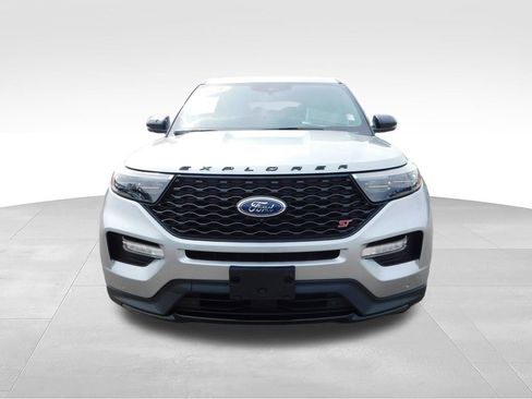 Used 2021 Ford Explorer ST w/ Equipment Group 401A AWD/4WD image 11