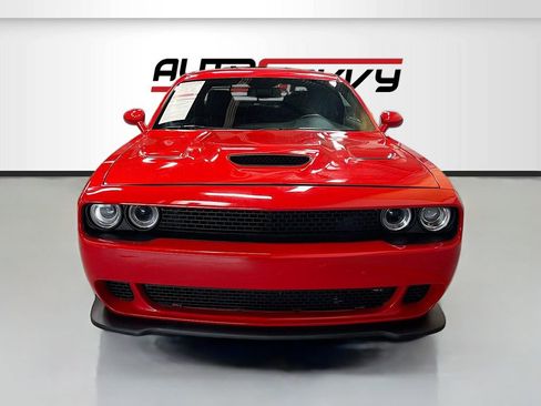 Used 2023 Dodge Challenger GT AWD/4WD image 2