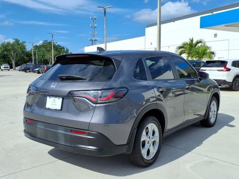 Used 2023 Honda HR-V LX image 14