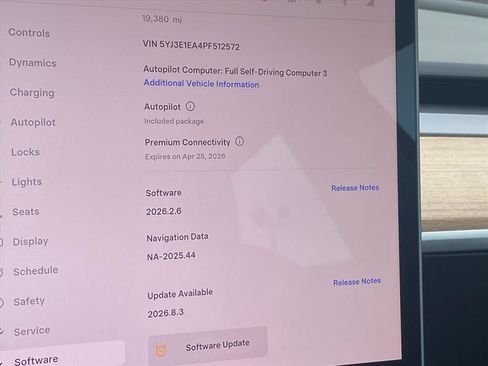 Used 2023 Tesla Model 3 Standard Range image 16