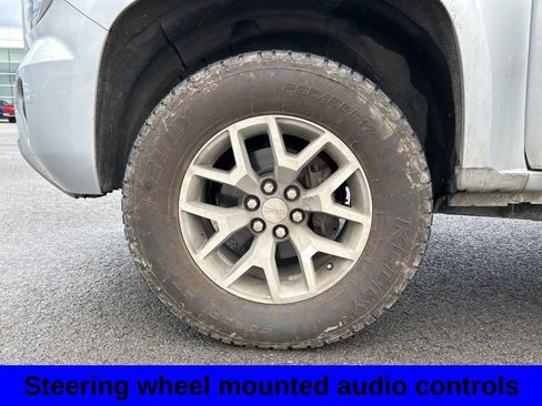 Used 2017 GMC Canyon SLE w/ All Terrain Package image 9