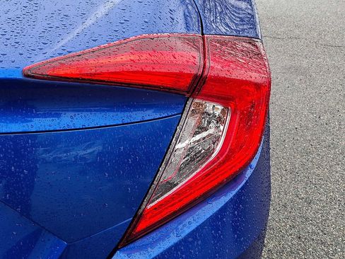 Used 2019 Honda Civic LX image 30