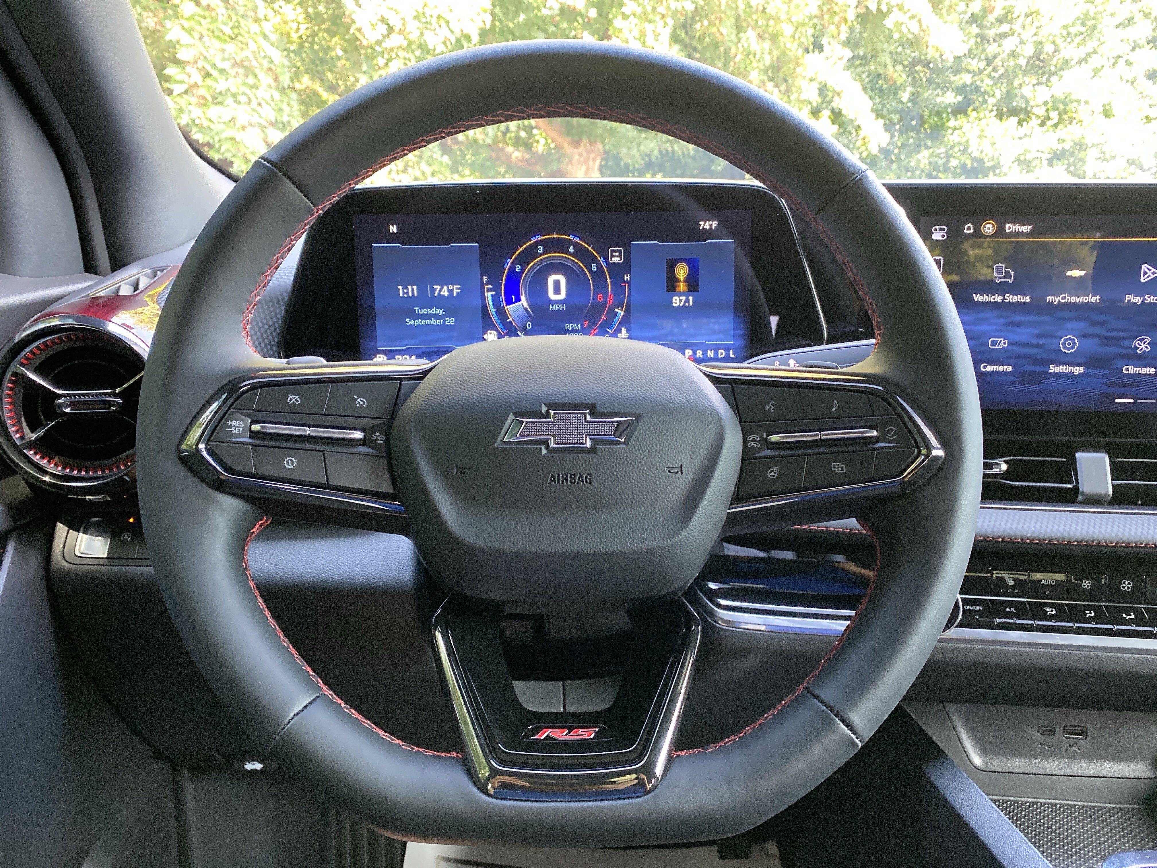 Used 2026 Chevrolet Equinox RS w/ Safety and Technology Package FWD image 18