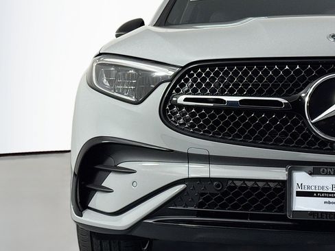 New 2026 Mercedes-Benz GLC 300 image 13