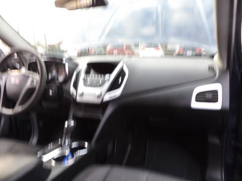 Used 2016 GMC Terrain SLE image 24