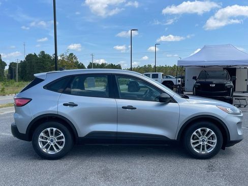 Used 2022 Ford Escape S FWD image 15