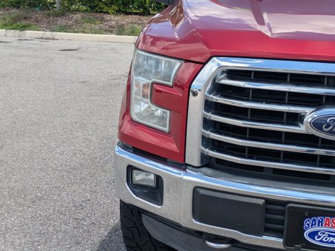 Used 2015 Ford F150 XLT w/ Equipment Group 302A Luxury AWD/4WD image 10