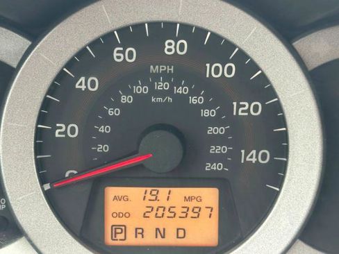 Used 2009 Toyota RAV4 Limited AWD/4WD image 36