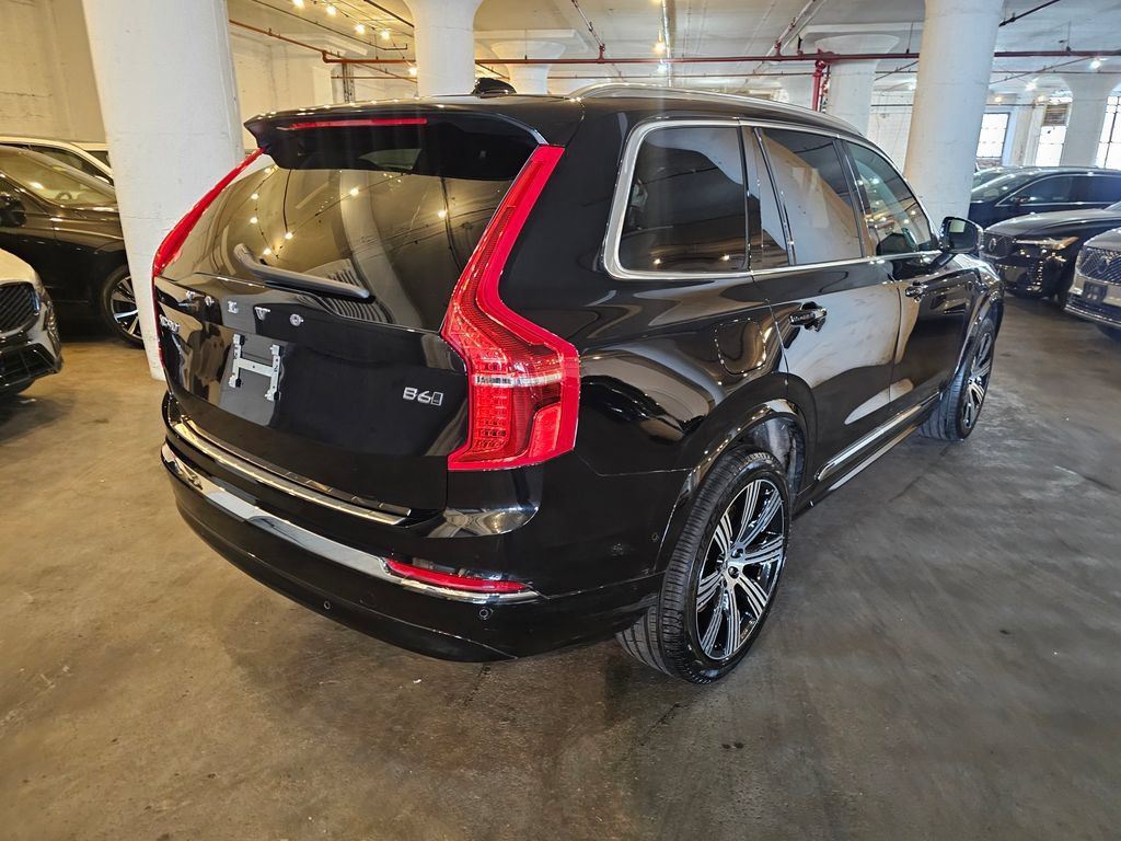 Certified 2025 Volvo XC90 B6 Plus w/ Protection Package Premier AWD/4WD image 3