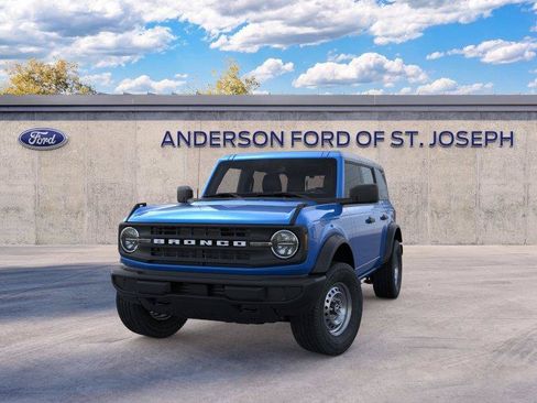New 2026 Ford Bronco 4-Door AWD/4WD image 2