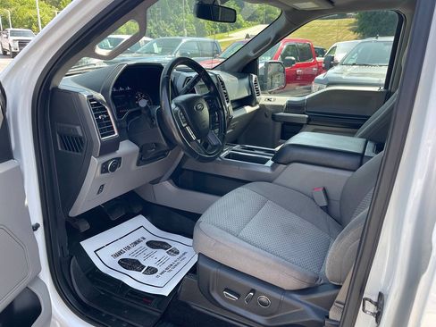 Used 2016 Ford F150 XLT w/ Equipment Group 302A Luxury AWD/4WD image 17
