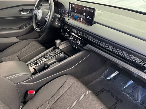 Used 2024 Honda Accord Sport image 32