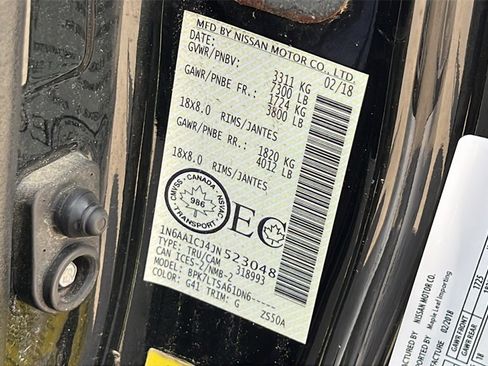 Used 2018 Nissan Titan SV image 11