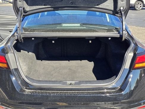 Used 2024 Nissan Altima 2.5 SV image 20