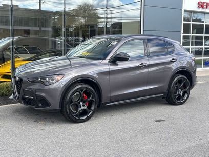 New 2025 Alfa Romeo Stelvio Sprint w/ Veloce Package