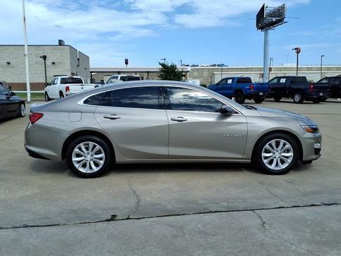 Used 2024 Chevrolet Malibu LT FWD image 4