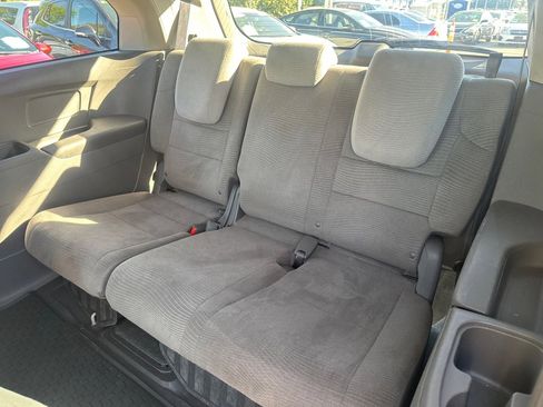 Used 2012 Honda Odyssey LX image 15