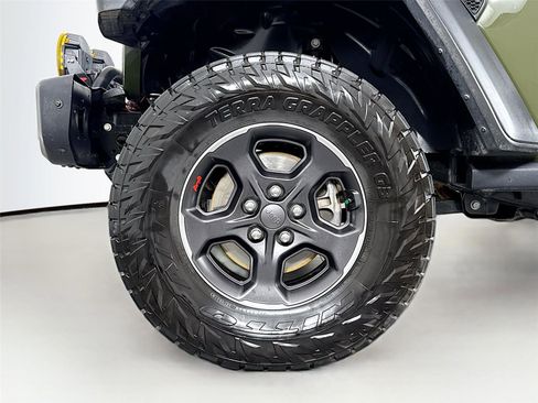 Used 2023 Jeep Gladiator Rubicon w/ Trailer Tow Package AWD/4WD image 42