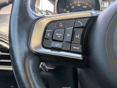 Used 2020 Jaguar F-PACE R-Sport AWD/4WD image 32