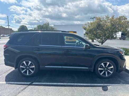 Used 2025 Honda Pilot Elite image 4