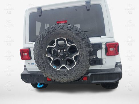 Used 2023 Jeep Wrangler Unlimited Rubicon 4xe w/ Cold Weather Group AWD/4WD image 10