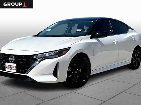 New 2025 Nissan Sentra SR image 1