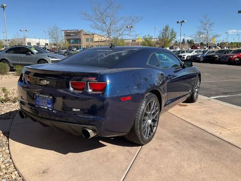 Used 2010 Chevrolet Camaro SS w/ RS Package RWD image 8