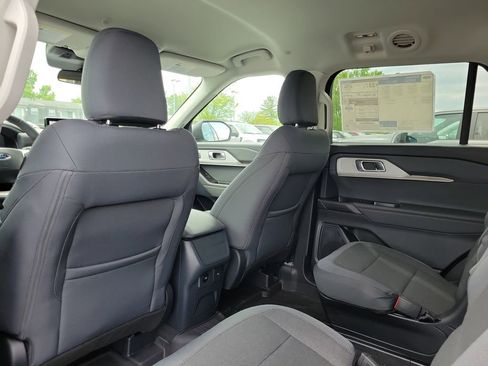 New 2026 Ford Explorer Active AWD/4WD image 16