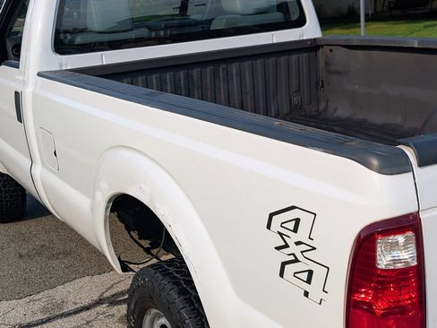 Used 2016 Ford F250 XL w/ XL Appearance Package AWD/4WD image 34