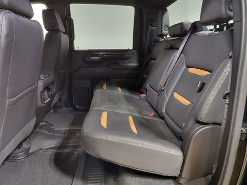 Used 2024 GMC Sierra 2500 AT4 AWD/4WD image 45