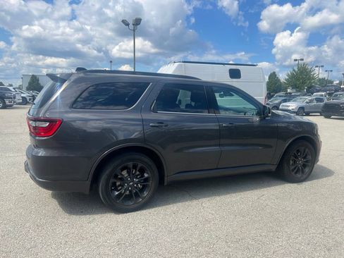 Used 2023 Dodge Durango R/T RWD image 2