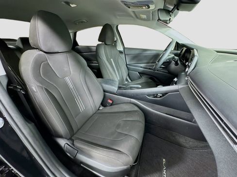 Certified 2023 Hyundai Elantra SEL image 27