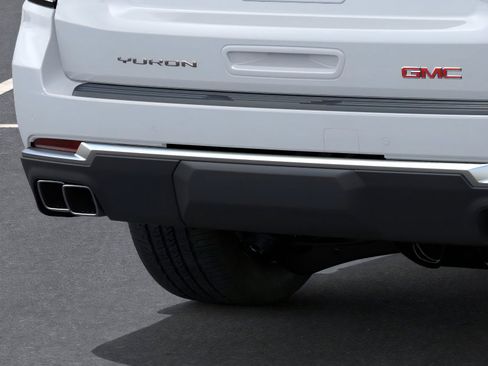 New 2026 GMC Yukon Denali w/ Sun & Power Step Package image 14