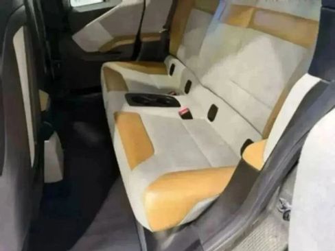 Used 2014 BMW i3 with Range Extender image 24