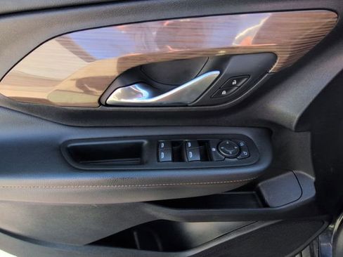 Used 2019 GMC Terrain SLE w/ Driver Convenience Package image 24