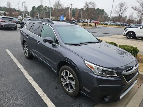 Used 2020 Subaru Outback Limited w/ Popular Package #2 image 3