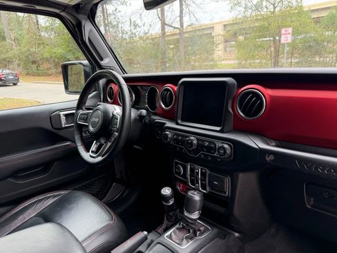 Used 2018 Jeep Wrangler Unlimited Rubicon image 20