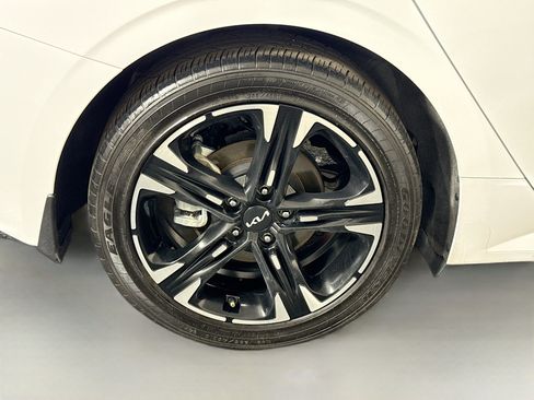 Used 2024 Kia K5 GT-Line w/ GT-Line Premium Package FWD image 32