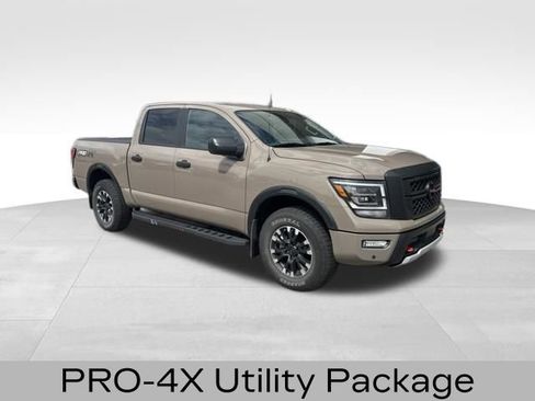 Used 2021 Nissan Titan PRO-4X w/ Pro-4x Utility Package AWD/4WD image 3