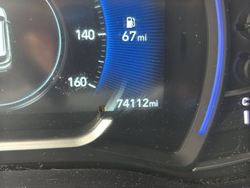 Used 2020 Hyundai Santa Fe SEL w/ Cargo Package image 2