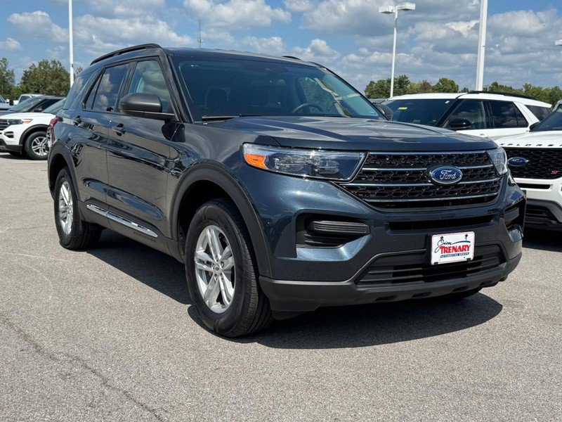 Used 2024 Ford Explorer XLT w/ Class IV Trailer Tow Package AWD/4WD image 2