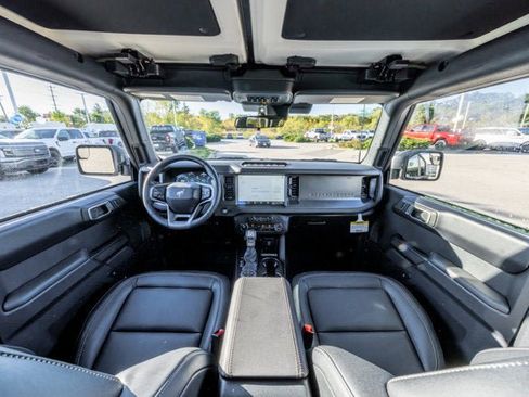 New 2025 Ford Bronco Badlands image 19