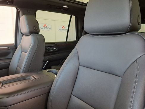 Used 2022 Chevrolet Tahoe Z71 w/ Luxury Package image 25