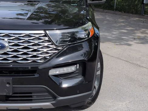 Used 2020 Ford Explorer Platinum w/ Premium Technology Package AWD/4WD image 11