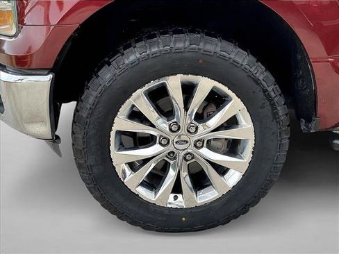 Used 2016 Ford F150 XLT w/ Equipment Group 302A Luxury AWD/4WD image 9
