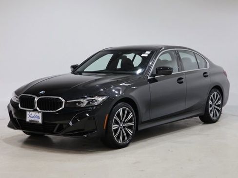 Used 2025 BMW 330i xDrive Sedan AWD/4WD image 3