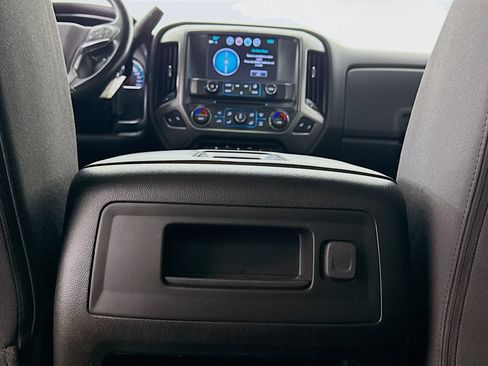 Used 2018 Chevrolet Silverado 1500 LT w/ All Star Edition image 25